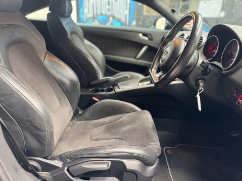 Audi TT 2.0 TDI Black Edition quattro Euro 5 3dr 22