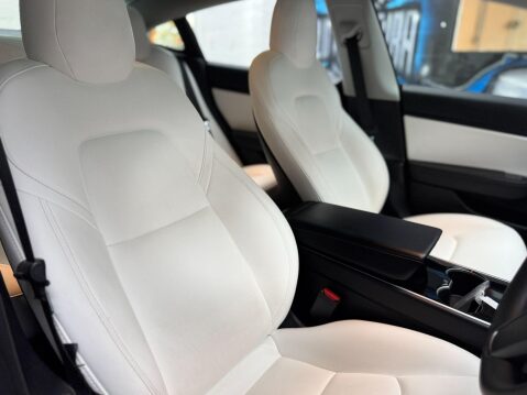 Tesla Model 3 (Dual Motor) Performance Auto 4WDE 4dr (Performance Upgrade) 31