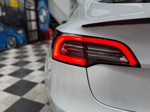 Tesla Model 3 (Dual Motor) Performance Auto 4WDE 4dr (Performance Upgrade) 67