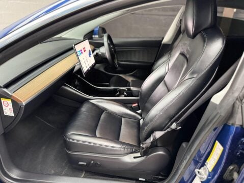 Tesla Model 3 (Dual Motor) Long Range Auto 4WDE 4dr 28