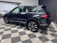 Volkswagen Tiguan 2.0 TDI R-Line Tech DSG 4Motion Euro 6 (s/s) 5dr 17