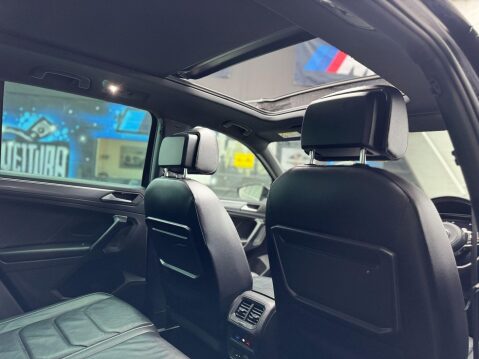 Volkswagen Tiguan 2.0 TDI R-Line Tech DSG 4Motion Euro 6 (s/s) 5dr 47