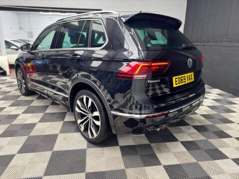 Volkswagen Tiguan 2.0 TDI R-Line Tech DSG 4Motion Euro 6 (s/s) 5dr 22