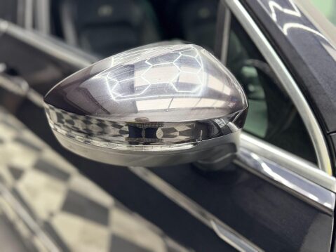 Volkswagen Tiguan 2.0 TDI R-Line Tech DSG 4Motion Euro 6 (s/s) 5dr 8