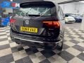 Volkswagen Tiguan 2.0 TDI R-Line Tech DSG 4Motion Euro 6 (s/s) 5dr 25