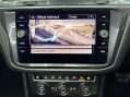 Volkswagen Tiguan 2.0 TDI R-Line Tech DSG 4Motion Euro 6 (s/s) 5dr 44