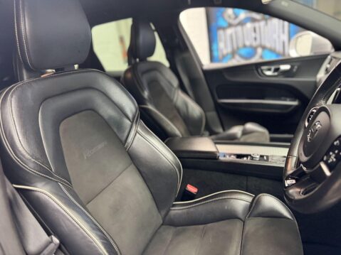 Volvo XC60 2.0 D4 R-Design Auto AWD Euro 6 (s/s) 5dr 41