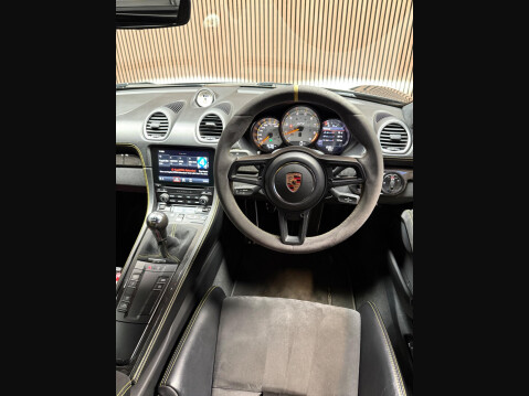 Porsche 718 Cayman 4.0 GT4 Coupe 2dr Petrol Manual Euro 6 (s/s) (420 ps) 4