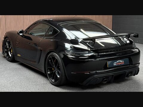 Porsche 718 Cayman 4.0 GT4 Coupe 2dr Petrol Manual Euro 6 (s/s) (420 ps) 3