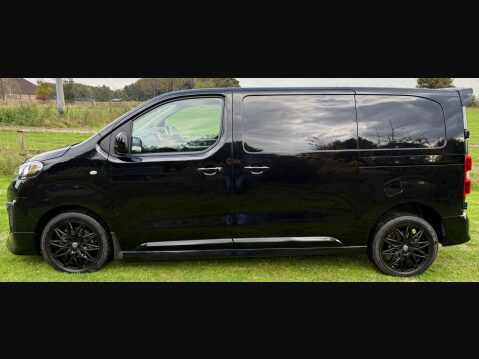 Vauxhall Vivaro 2.0 Turbo D 3100 GS Auto L1 H1 Euro 6 (s/s) 6dr 8