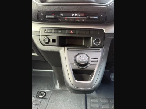 Vauxhall Vivaro 2.0 Turbo D 3100 GS Auto L1 H1 Euro 6 (s/s) 6dr 33