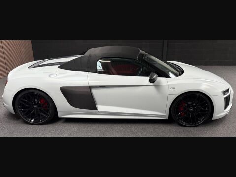 Audi R8 5.2 FSI V10 Spyder S Tronic quattro Euro 6 (s/s) 2dr 12