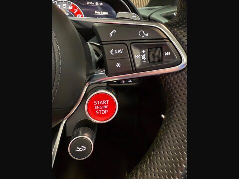 Audi R8 5.2 FSI V10 Spyder S Tronic quattro Euro 6 (s/s) 2dr 42