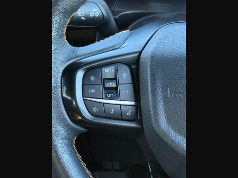 Ford Ranger 3.0 TD V6 EcoBlue Wildtrak Auto 4WD Euro 6 (s/s) 4dr 35