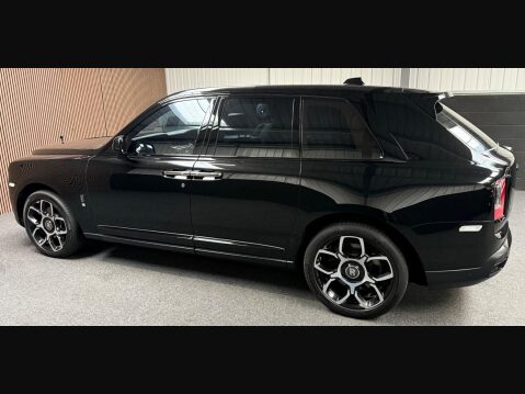 Rolls-Royce Cullinan 6.75 V12 Black Badge Auto 4WD Euro 6 5dr 11