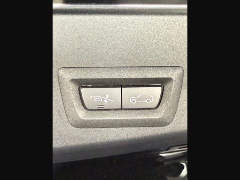 Rolls-Royce Cullinan 6.75 V12 Black Badge Auto 4WD Euro 6 5dr 51