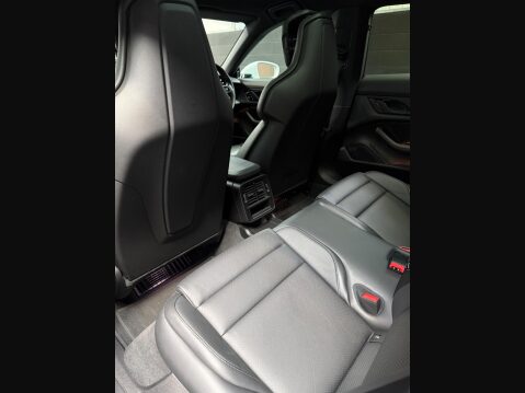 Porsche Taycan Performance Plus 93.4kWh 4 Cross Turismo Auto 4WD 5dr (11kW Charger) 29