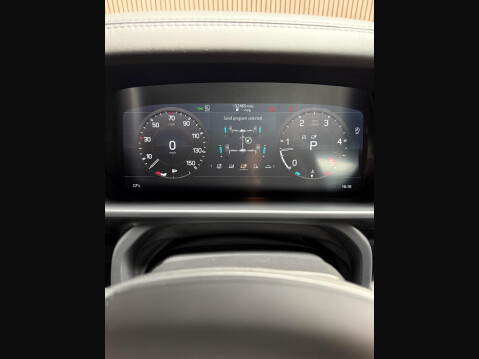 Land Rover Defender 3.0 D300 MHEV X-Dynamic HSE Auto 4WD Euro 6 (s/s) 5dr 49