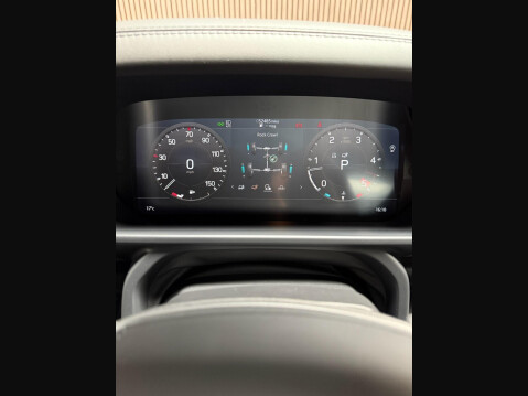 Land Rover Defender 3.0 D300 MHEV X-Dynamic HSE Auto 4WD Euro 6 (s/s) 5dr 51
