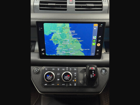 Land Rover Defender 3.0 D300 MHEV X-Dynamic HSE Hard Top SUV Auto 4WD MWB Euro 6 (s/s) 5dr 33