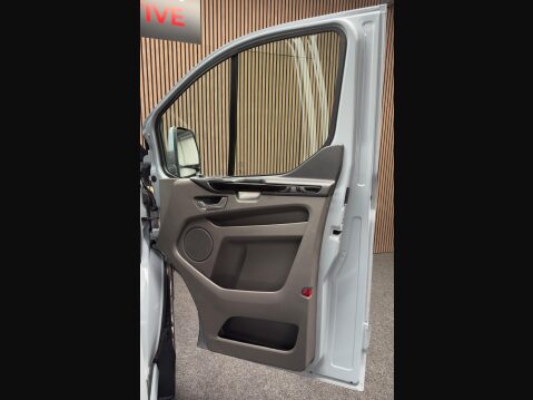 Ford Transit Custom 2.0 320 EcoBlue MS-RT Crew Van Auto L1 H1 Euro 6 (s/s) 5dr 18