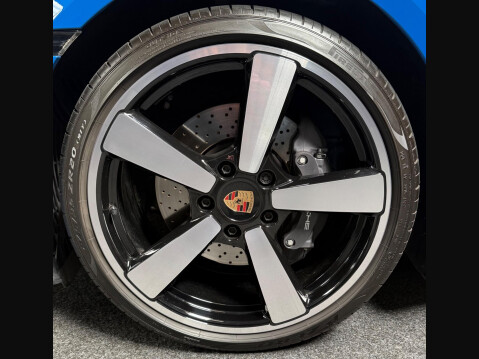 Porsche 911 3.0T 992 Carrera PDK Euro 6 (s/s) 2dr 19