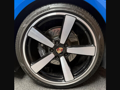 Porsche 911 3.0T 992 Carrera PDK Euro 6 (s/s) 2dr 20