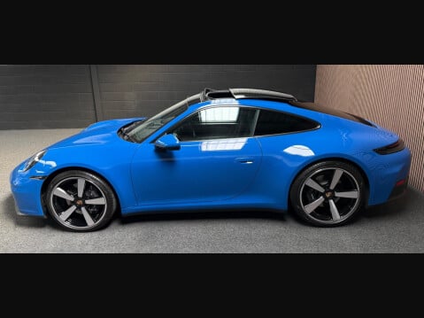 Porsche 911 3.0T 992 Carrera PDK Euro 6 (s/s) 2dr 10