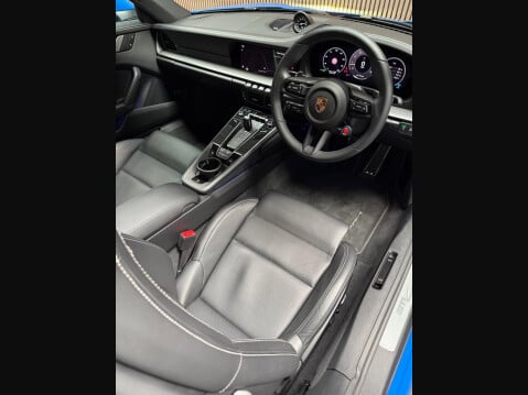 Porsche 911 3.0T 992 Carrera PDK Euro 6 (s/s) 2dr 23