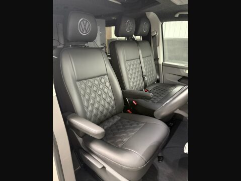 Volkswagen Transporter 2.0 TDI T30 Startline FWD SWB Euro 6 (s/s) 5dr 2