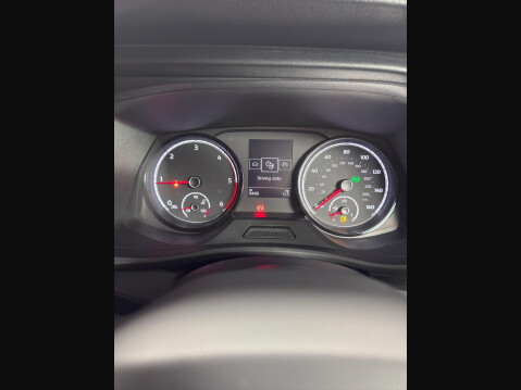 Volkswagen Transporter 2.0 TDI T30 Highline DSG FWD SWB Euro 6 (s/s) 5dr 59