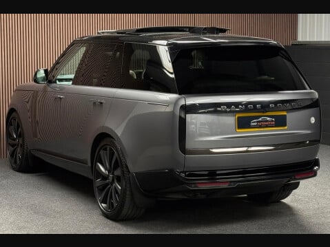 Land Rover Range Rover 4.4 P615 V8 SV Auto 4WD Euro 6 (s/s) 5dr 2