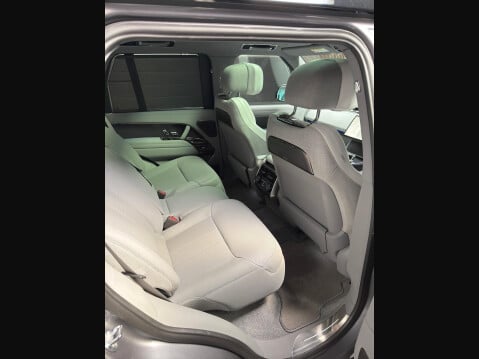 Land Rover Range Rover 4.4 P615 V8 SV Auto 4WD Euro 6 (s/s) 5dr 34