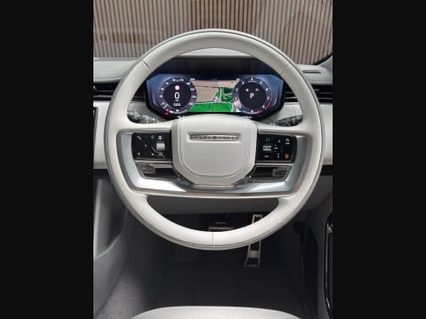 Land Rover Range Rover 4.4 P615 V8 SV Auto 4WD Euro 6 (s/s) 5dr 81