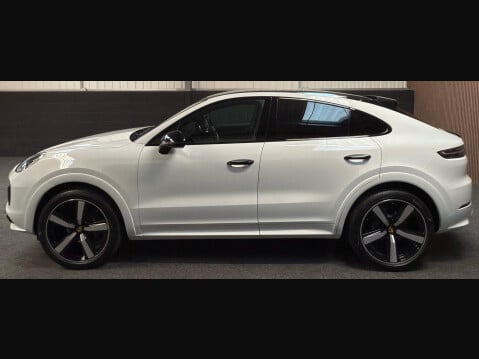 Porsche Cayenne 3.0T V6 TiptronicS 4WD Euro 6 (s/s) 5dr 10