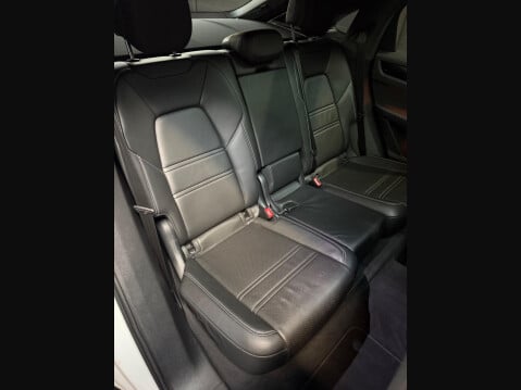 Porsche Cayenne 3.0T V6 TiptronicS 4WD Euro 6 (s/s) 5dr 39