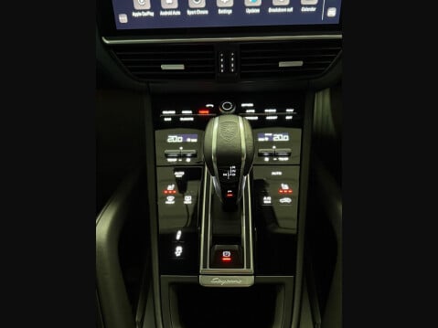 Porsche Cayenne 3.0T V6 TiptronicS 4WD Euro 6 (s/s) 5dr 43