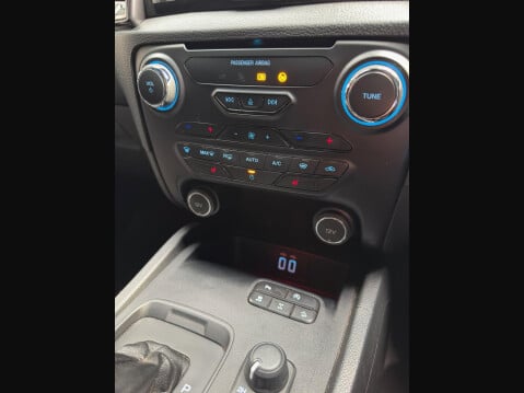 Ford Ranger 2.0 EcoBlue Wildtrak Auto 4WD Euro 6 (s/s) 4dr 43