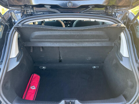 Renault Clio 1.5 dCi Dynamique S MediaNav EDC Euro 5 5dr 25