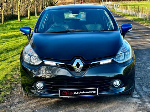 Renault Clio 1.5 dCi Dynamique S MediaNav EDC Euro 5 5dr 8