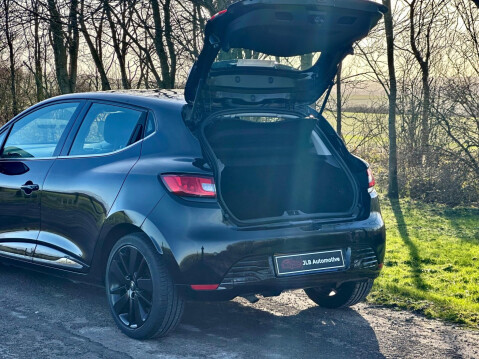Renault Clio 1.5 dCi Dynamique S MediaNav EDC Euro 5 5dr 23