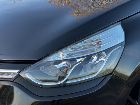 Renault Clio 1.5 dCi Dynamique S MediaNav EDC Euro 5 5dr 38