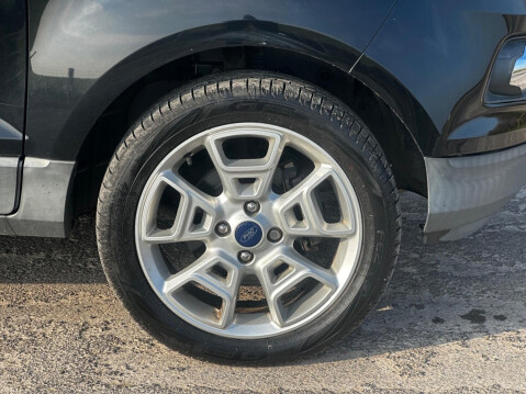 Ford Ecosport 1.0T EcoBoost Titanium 2WD Euro 5 (s/s) 5dr 28