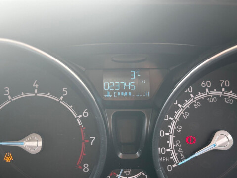 Ford Ecosport 1.0T EcoBoost Titanium 2WD Euro 5 (s/s) 5dr 23