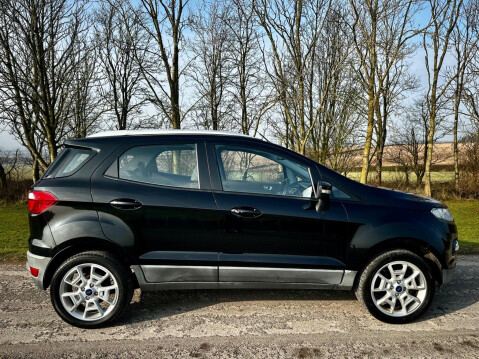 Ford Ecosport 1.0T EcoBoost Titanium 2WD Euro 5 (s/s) 5dr 26
