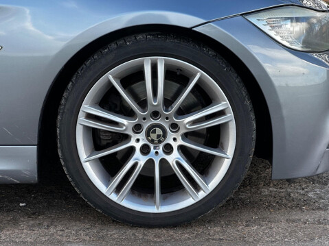 BMW 3 Series 3.0 330d M Sport Steptronic Euro 5 4dr 35