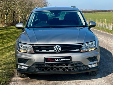 Volkswagen Tiguan 2.0 TDI BlueMotion Tech SE Navigation Euro 6 (s/s) 5dr 7