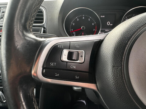 Volkswagen Polo 1.2 TSI BlueMotion Tech R-Line Euro 6 (s/s) 3dr 30