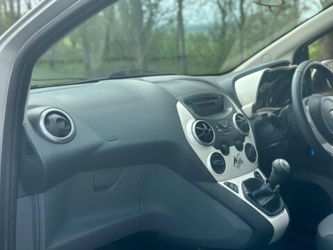 Ford Ka 1.2 Zetec Euro 4 3dr 23