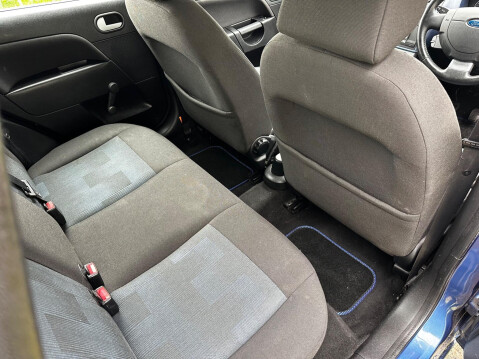 Ford Fiesta 1.4 Zetec Climate 5dr 17